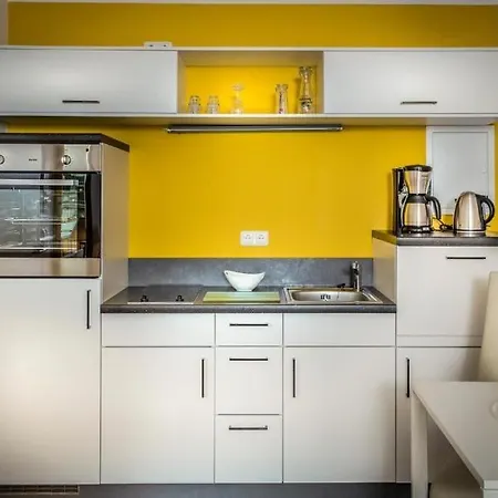 Apartment Business-apartment 3 Mit Küche&kostenfreiem Parkplatz *